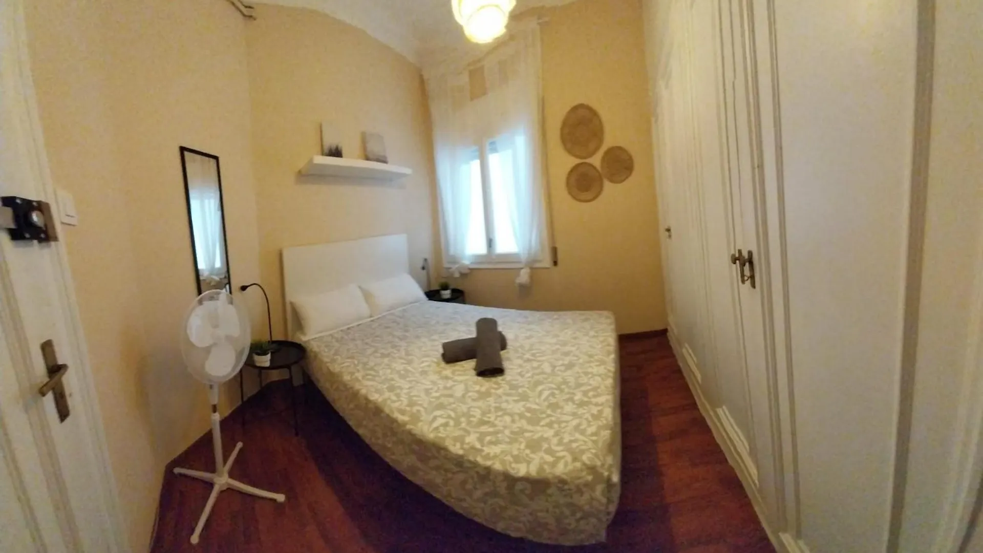 Eixample Bruc Private Rooms Barcelona 0*,