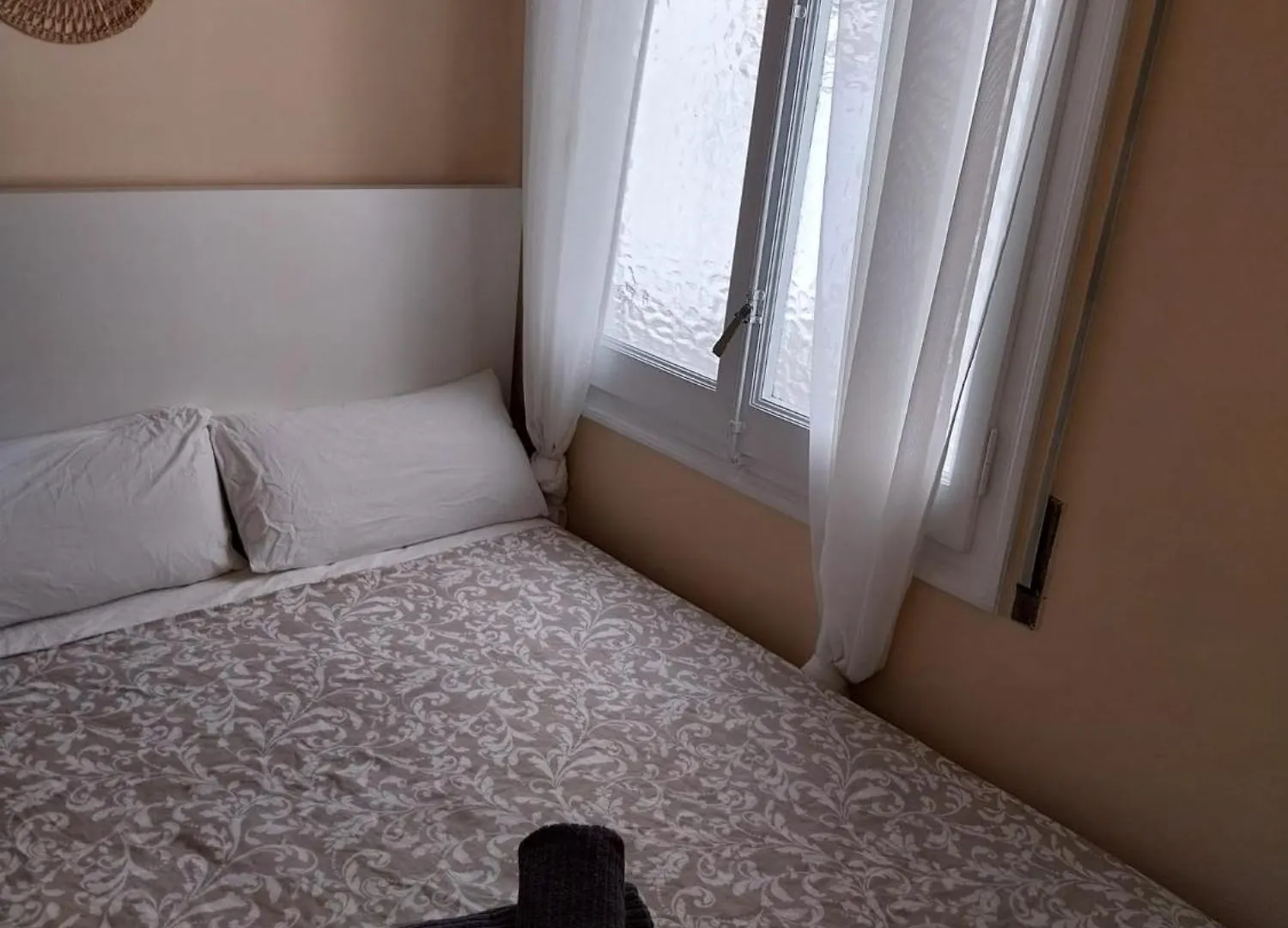 Vandrerhjem Eixample Bruc Private Rooms Barcelona