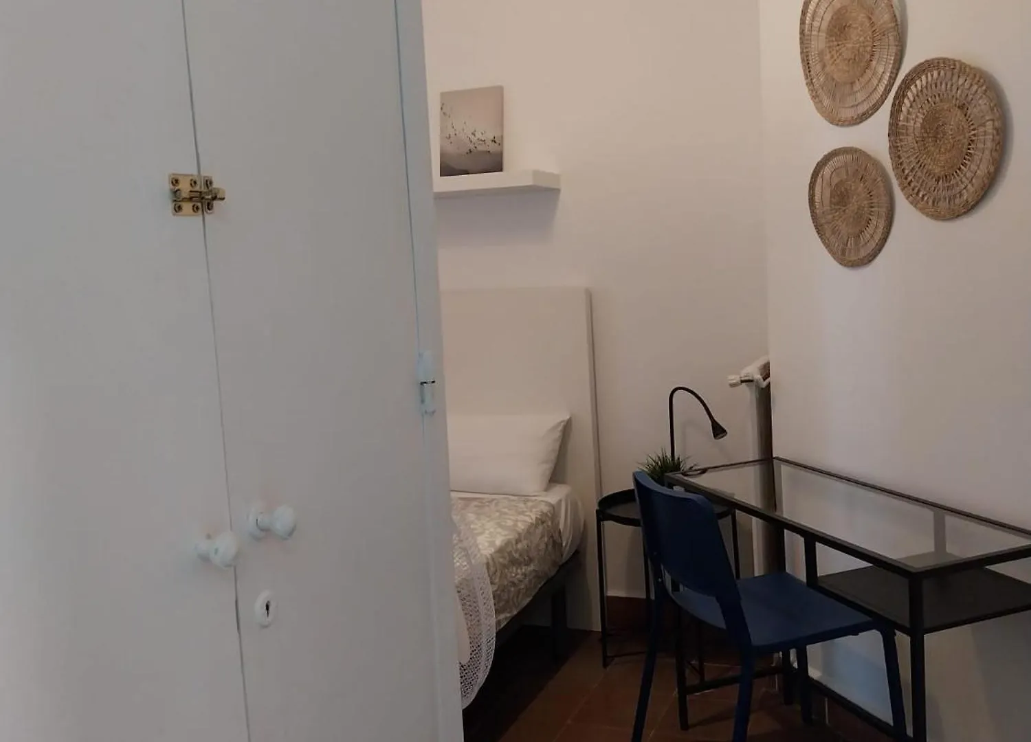 Hostel Eixample Bruc Private Rooms Barcelona Spain